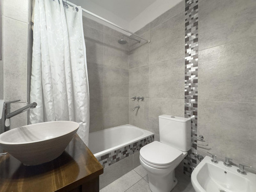 Venta - Departamento - 3 Ambientes - Flores