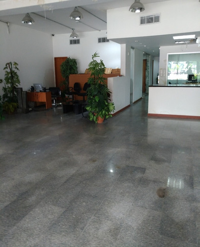 Imagen 2 de 4 de Local Alquiler 157 Mtrs El Rosal
