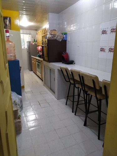 Imagen 10 de 14 de Casa De Oportunidad Con Uso De Suelo Mixto