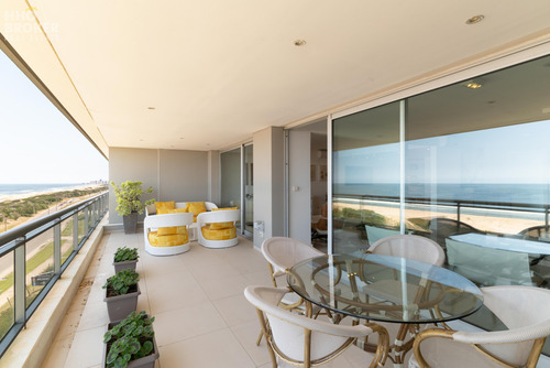 Penthouse En Venta Y Alquiler. Villa Brava 2. Punta Del Este. Playa Brava.