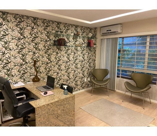 Imagem 3 de 9 de Vende 4 Salas No Bairro De Boa Viagem - Sa0986