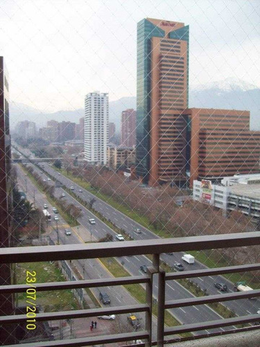 Parque Arauco Vereda Norte Kennedy 5420 / Avenida Manquehue