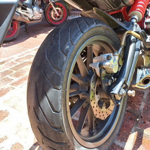 Imagen 4 de 11 de Benelli Tnt 300