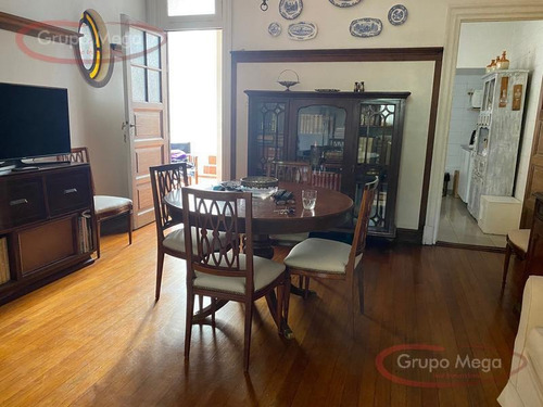 Imagen 5 de 24 de Casa De Estilo 4 Ambientes Con Patio Y Terraza En Gran Ubicación.