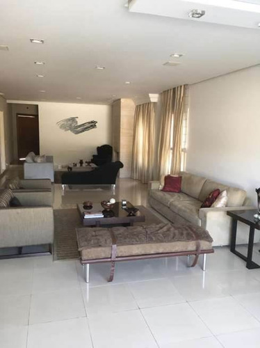 18 Do Forte | Casa A Venda | 4 Suítes Com Closet E Hidromassagem | Amplo Espaço Gourmet Com Churrasqueira | Piscina Spa - Cnc1203