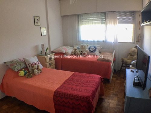 Apartamento En General Flores