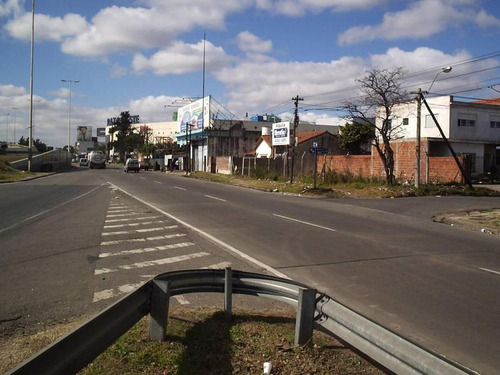 Lote Industrial Sobre Colectora Autopista Del Oeste Y Navarro