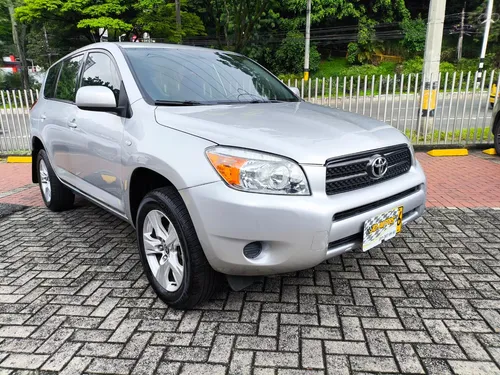 Toyota Rav4 Automatica 4x4 Modelo 2006