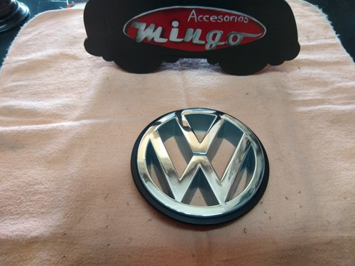 Escudo Rejilla Volkswagen Gol G1 92/95