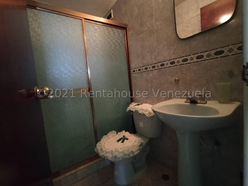 Imagen 16 de 20 de Comodo Apartamento En Venta Urb El Centro Mcy Estef 22-5115