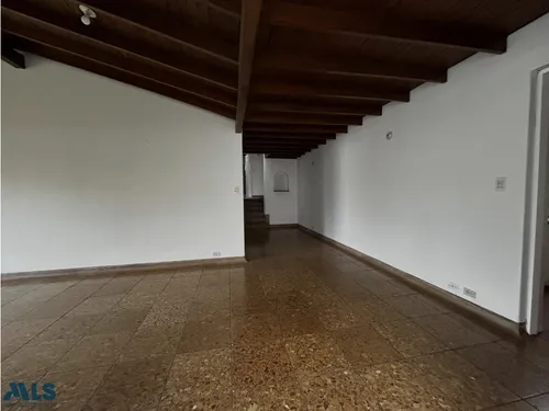 Casa En 2do Piso Con Espacios Amplios(mls#252985)