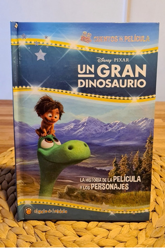 Un Gran Dinosaurio - La Historia De La Película Y Los Pers..