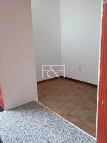 Venta Monoambiente, Buena Ubicacion , Impecable