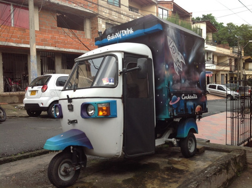 Imagen 2 de 9 de Foodtruck Motocarro-marca Bajaj-diesel- Excelente Estado