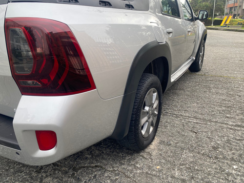 Renault Duster Oroch 2.0 Intens At