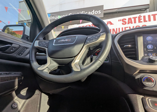 GMC Acadia 3.6 Denali At
