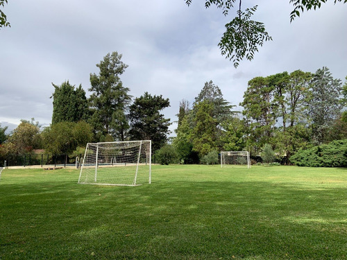Imagen 7 de 12 de Quinta De Eventos Parrilla Pileta Casa De Huéspedes Quincho