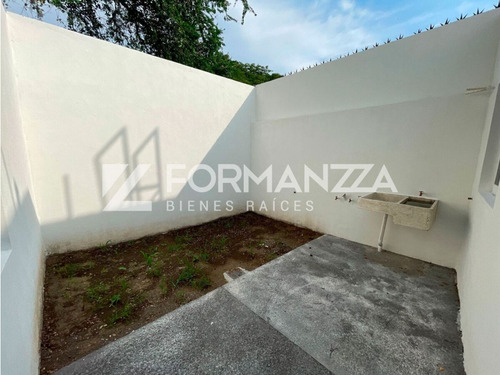 Casa Nueva En Venta En Real La Floresta, Colima, Col