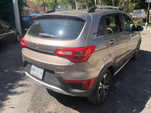Baic X25 1.5 Fashion At 2020
