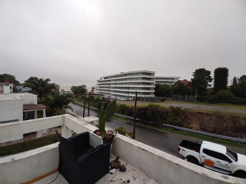 Imagen 2 de 11 de Venta Casa 4 Dormitorios En Zona Balnearia