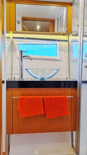 Crucero Klase A K42 Hard Top 2 Iveco 400hp | 2019 | 217 Hs