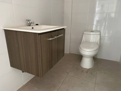 Arriendo Local 200 M2 + Bodega 700 M2 Total 900 M2