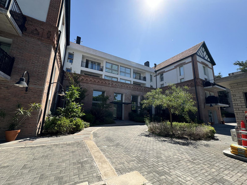 Departamento De 3 Ambientes En Venta En Cassa Isidro