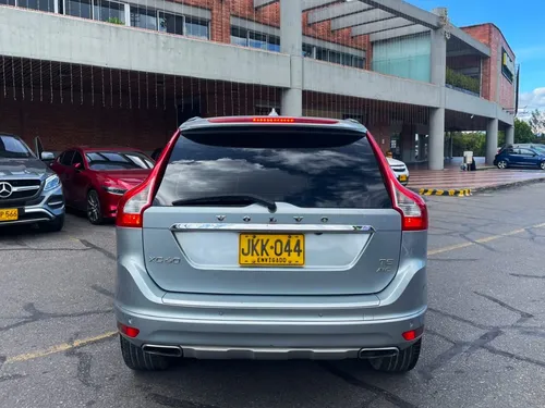 Volvo XC60 2.0 T5 Awd Summum