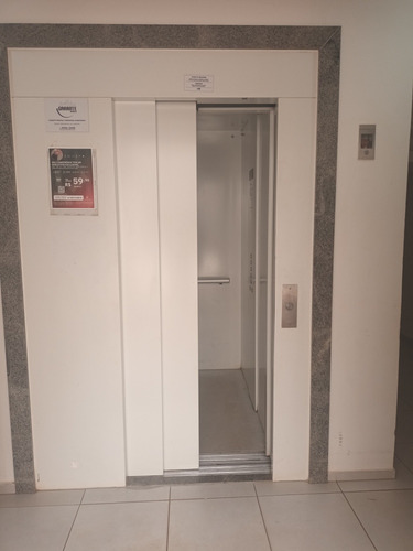Apartamento 2 Quartos Quinto Andar Com Piscina