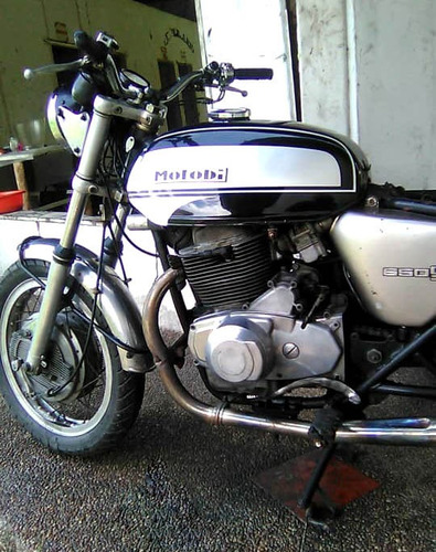 Imagen 1 de 8 de Benelli Motobi Tornado 650s