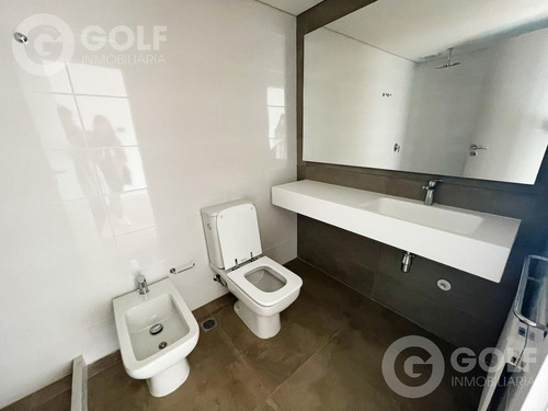Imagen 8 de 15 de Vendo Monoambiente Con Vista Al Mar Y Cocina Definida En Rambla Malvin