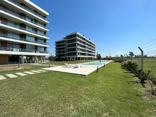 Departamento En Venta 56m² · 2 Ambientes · Cochera Fisherton, Rosario