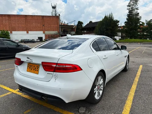 Jaguar Xe 2.0 I4 Prestige Tp 2000cc T Ct Tc