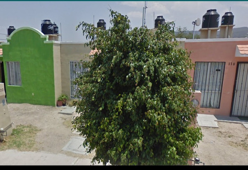Sk17 Hermosa Casa En Venta, En Excelente Estado Ideal Para Iniciar Tu Patrimonio En Leon Gto,pago Accesible En 2 Exhibiciones, Solo Recursos Propios. No Infonavit