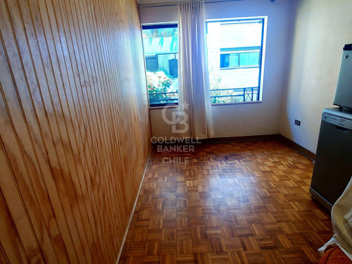 Un Dormitorio, Cocina Independiente Y Estacionamiento