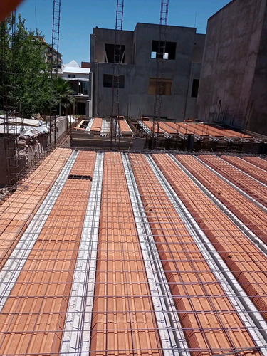 Albañil Especialisado En General Construcción En General