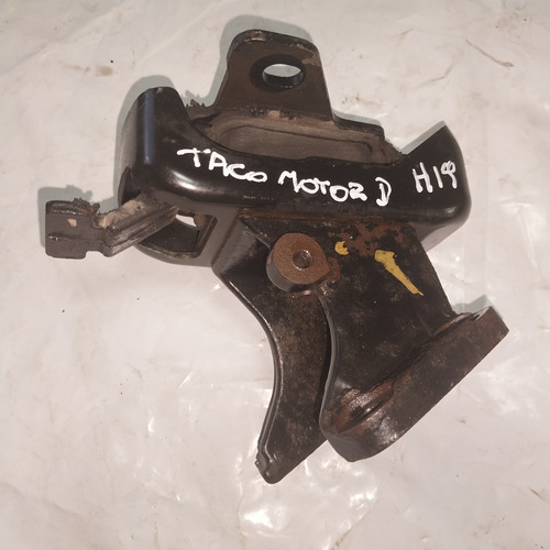 Taco Pata Soporte Motor Derecho Hilux 3.0 05/15