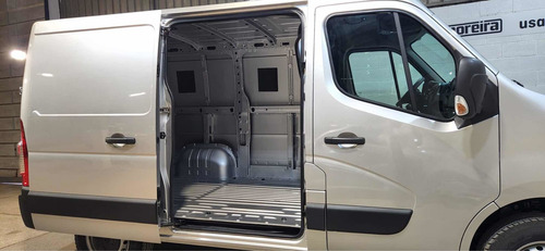 Imagen 25 de 25 de Renault Master 2023 2.3 L1h1 Aa