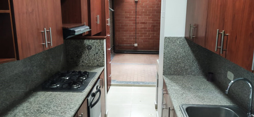 Apartamento En Venta En El Poblado Castropol, Medellín