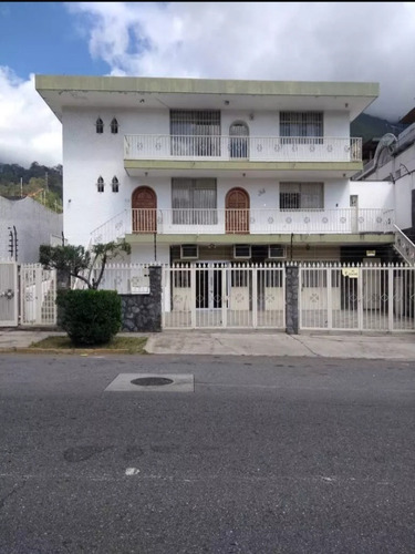 Alquiler/ Venta   Casa Comercial O Residencial  A Nivel De Calle.  El Marqués
