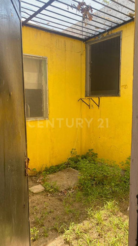 Casa En Venta, Petrolera, Coatzacoalcos, Veracruz.