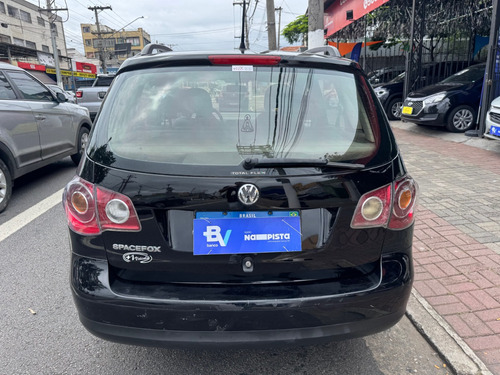 Volkswagen Spacefox 1.6 Plus Total Flex 5p