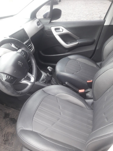 Peugeot 208 1.6 Feline 2017