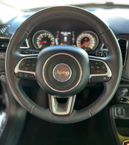 Jeep Compass 2.0 16V FLEX LONGITUDE AUTOMÁTICO