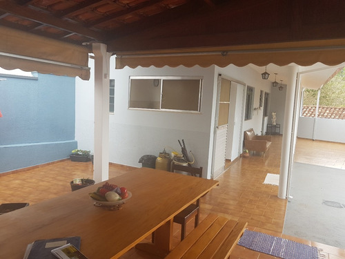 Imagem 11 de 14 de Casa A Venda No Bairro Centro - Lindoia/sp
