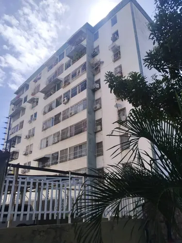 Se Alquila Apartamento