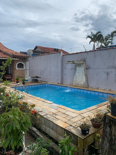 Imagem 2 de 25 de Casa Com Piscina E Churrasqueira, À 1 Km Do Mar, No Parque Augustus Em Itanhaém, Aceita Financiamento Bancário