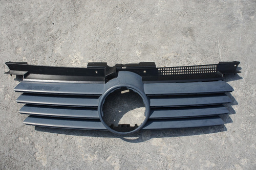 Parrilla Para Volkswagen Jetta A4 1999 - 2004 2005 2006 2007