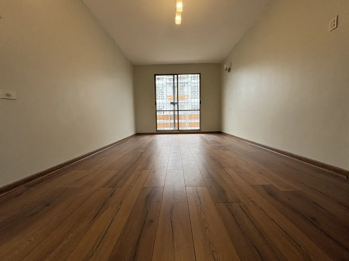 Imagen 2 de 22 de Remodelado Castillo Urizar / Rodrigo De Araya