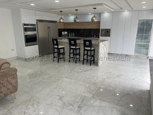 Casa En Venta Extraordinaria Villa A Estrenar Mp Con Hermosa Cocina Concepto Abierto, Pisos De Marmol, Decoración En Escayolad, Iluminacion Led. Colinas De Guataparo Valencia 24-33107